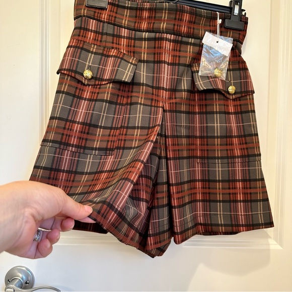 Intrend by Max Mara High-waisted Yarn Wool Shorts Size: MediumUS4/6 Fall/Winter - Picture 9 of 12